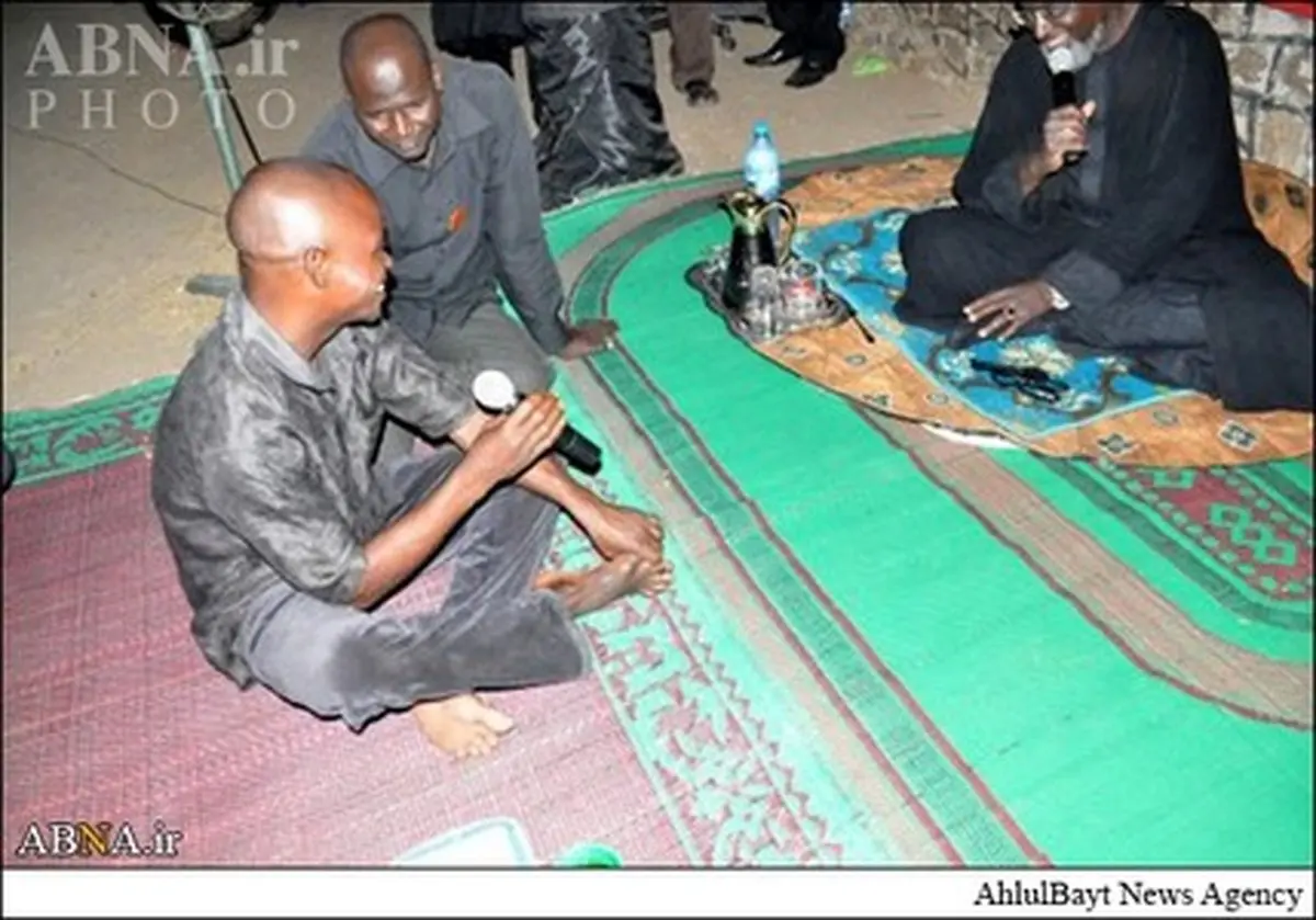 شیعه شدن جوان مسیحی در مراسم عزای حسینی /تصاویر