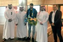 مهاجم پرسپولیس به دوحه رسید/ استقبال قطری‌ها از طارمی + عکس