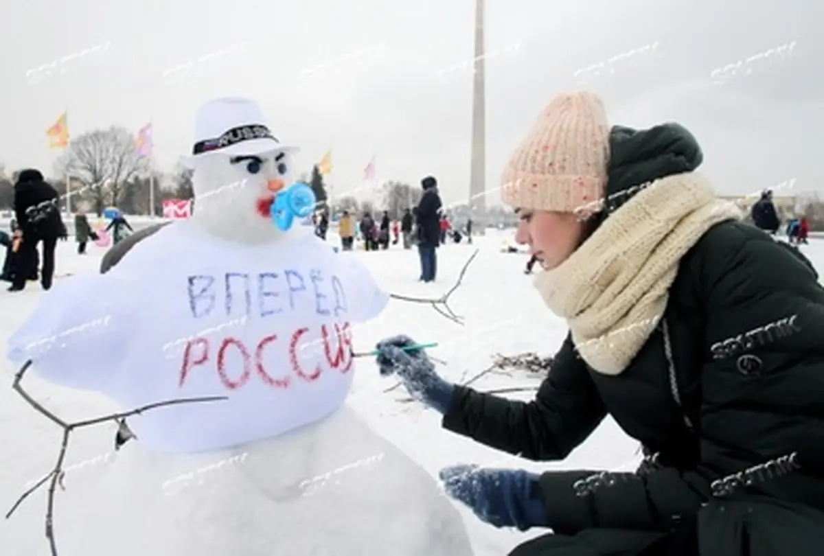 تصاویری دیدنی از جشنواره آدم برفی‌ها در مسکو