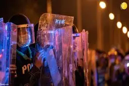 تصاویر دیده نشده از درگیری پلیس تایلند با معترضان