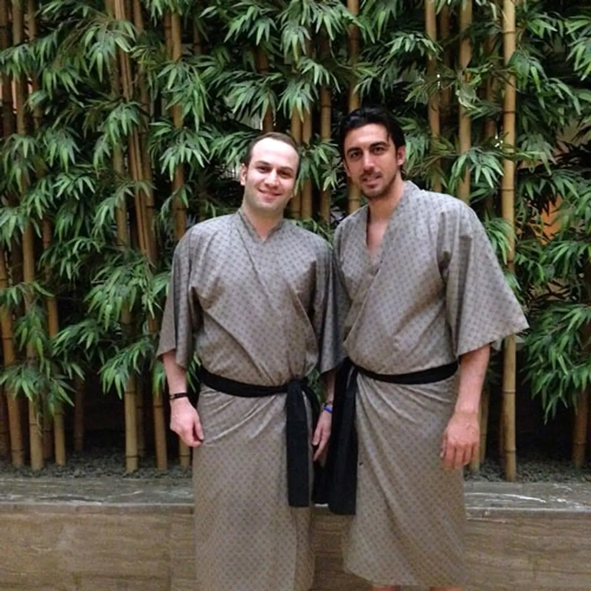 لباس عجیب دروازه بان سابق استقلال/ عکس