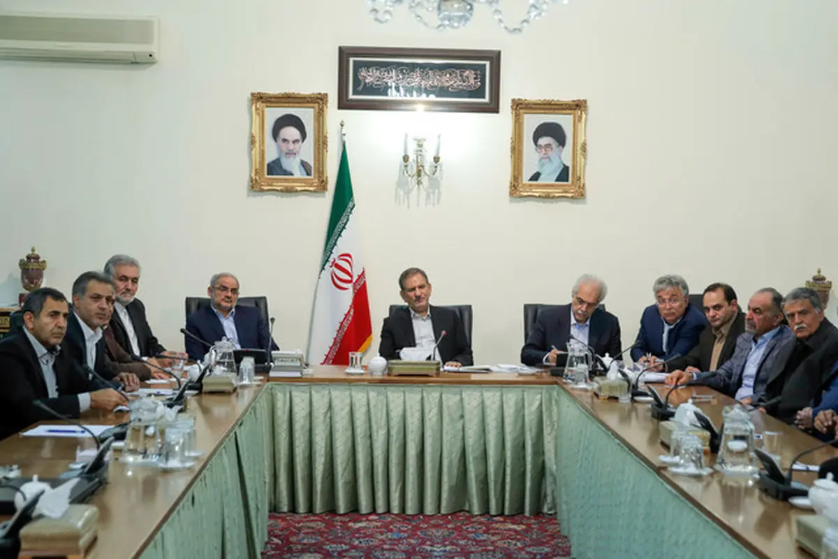 پنج گلایه صنعتگران به جهانگیری/ دستور معاون اول در صورت تخلفات بانکی