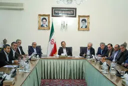 پنج گلایه صنعتگران به جهانگیری/ دستور معاون اول در صورت تخلفات بانکی