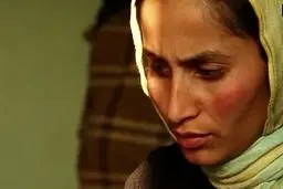 پدرم از 13 سالگی به من آزار سیاه می کرد / خاطره از پدرش 9 بار حامله شد + عکس