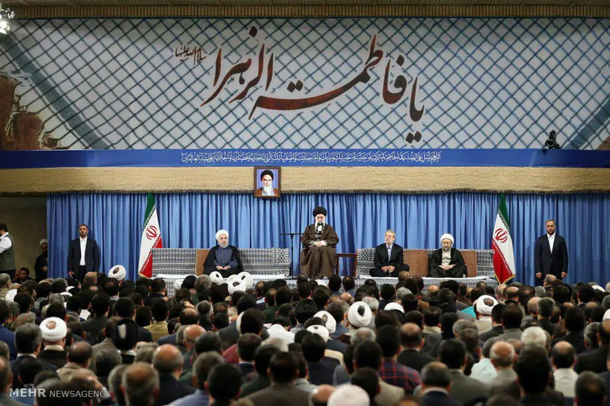 عکس/جای خالی آیت الله هاشمی در دیدار امروز مسئولان نظام با رهبر انقلاب