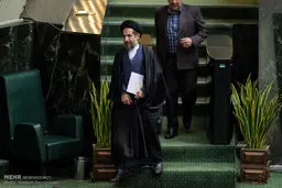 حداد و زاکانی علیه ابوترابی/ «سید میانجی» در حاشیه فهرست ائتلاف اصول‌گرایان