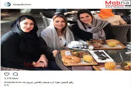 دورهمی تینا پاکروان به همراه دوستانش/ عکس