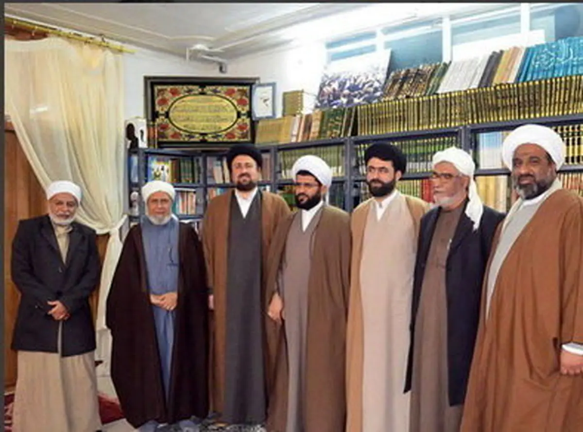 دیدار سید حسن خمینی با جمعى از علماى اهل سنت هرمزگان