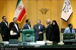 تکیه 3باره لاریجانی بر کرسی ریاست مجلس/ عکس