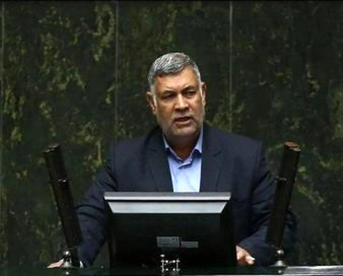 نماینده مخالف وزیرپیشنهادی صنعت: تیم اقتصادی را کارآمد نمی دانم/ براي تنظيم بازار چه چاره اي انديشه ايد؟