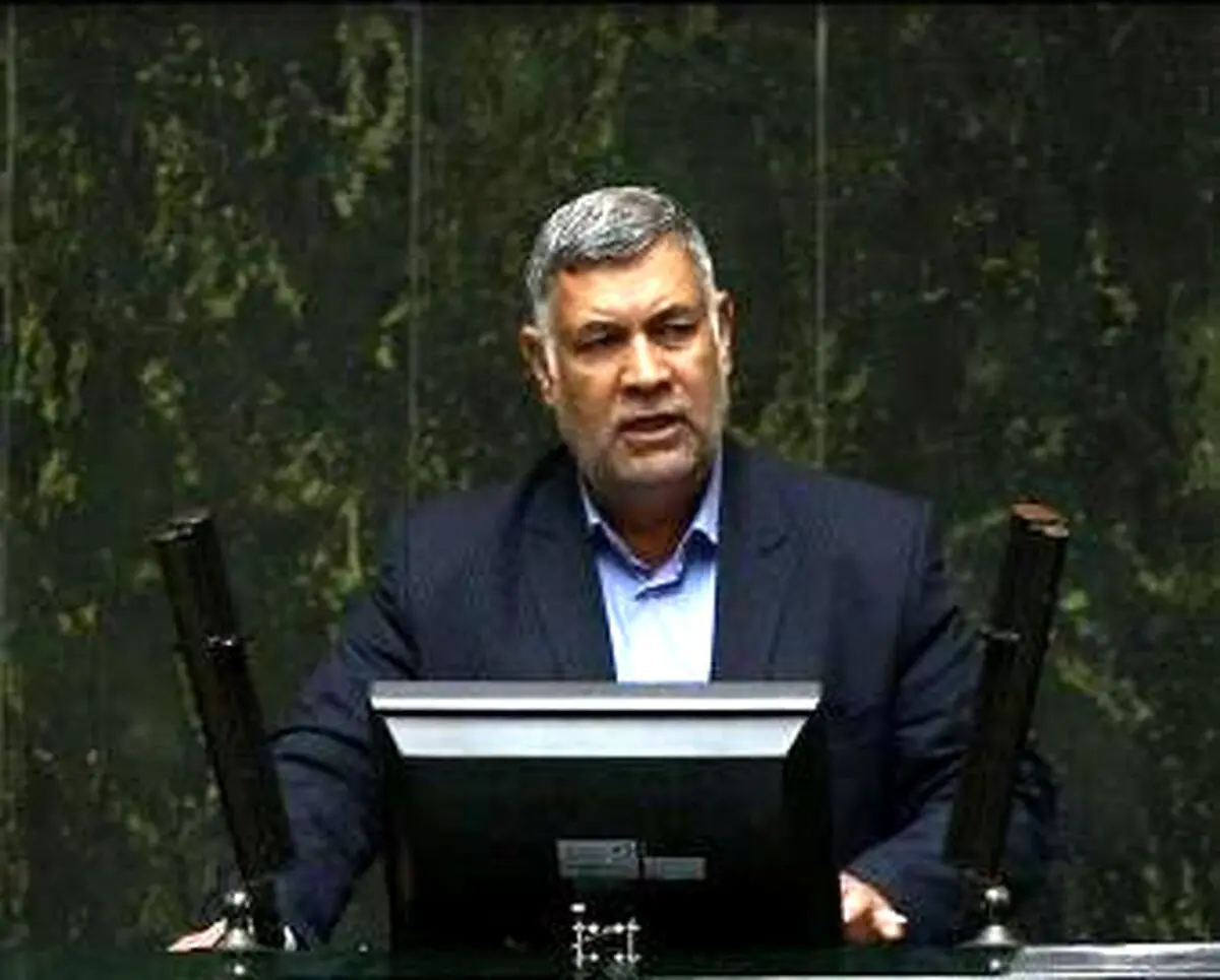 نماینده مخالف وزیرپیشنهادی صنعت: تیم اقتصادی را کارآمد نمی دانم/ براي تنظيم بازار چه چاره اي انديشه ايد؟
