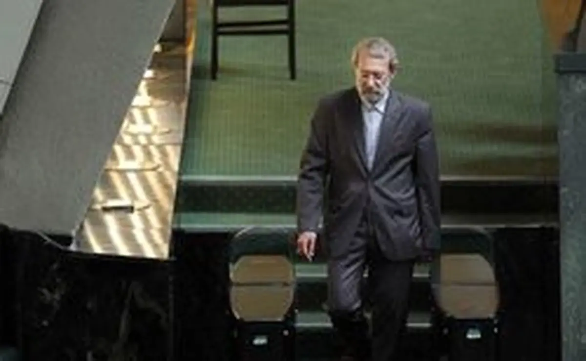 اصولگرایان لاریجانی را برای همکاری با دولت تنبیه می‌کنند