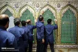 آیین غبارروبی حرم مطهر حضرت فاطمه معصومه(س)
