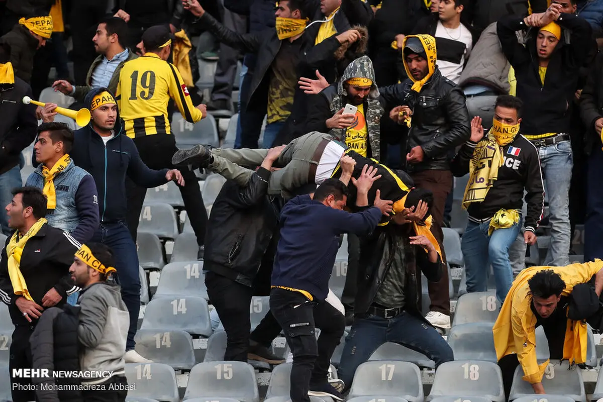 عکس / در حاشیه بازی پرسپولیس-سپاهان