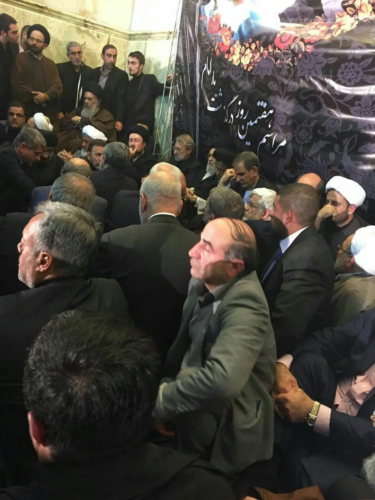 عکس/ لاریجانی، سیدحسن، وزیر اطلاعات و عارف در مراسم هفتم آیت‌الله هاشمی رفسنجانی
