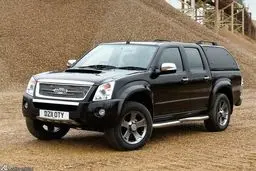 ماشین ایسوزو رودئو /عکس