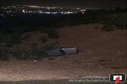 عکس/ سقوط وانت به دره ۵۰ متری در لویزان