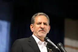 بازدید جهانگیری از مرکز پزشکی مشترک جمعیت هلال احمر ایران و عراق