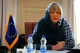 تصاویری از حضور هلگا اشمید در ایران
