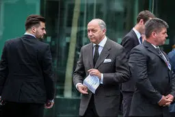 مذاکره ظریف با فابیوس در هتل کوبورگ/عکس