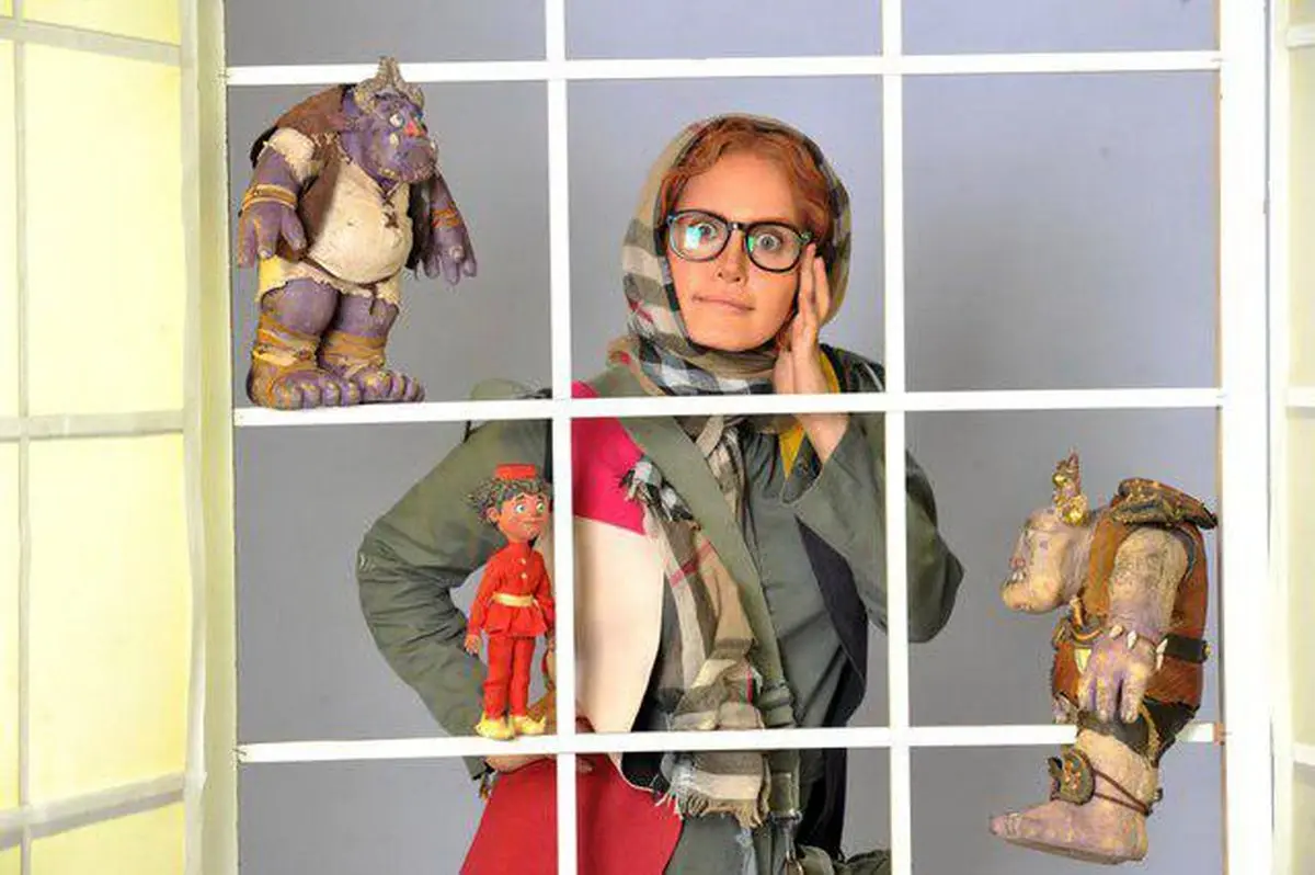 تیپ و ژست متفاوت الناز شاکردوست/عکس