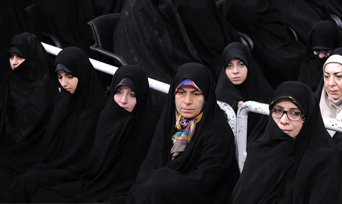 عکس/ دختر فرمانده کل ارتش در مراسم تنفیذ ریاست جمهوری