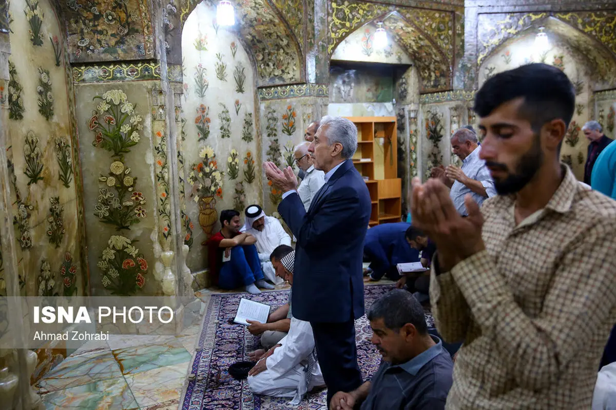 وزیر علوم در حرم حضرت معصومه (س)