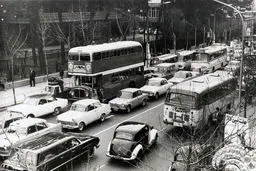 ترافیک خیابان ولیعصر در سال1340 + عکس