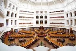 تصاویر دیدنی از کتابخانه‌های سراسر جهان