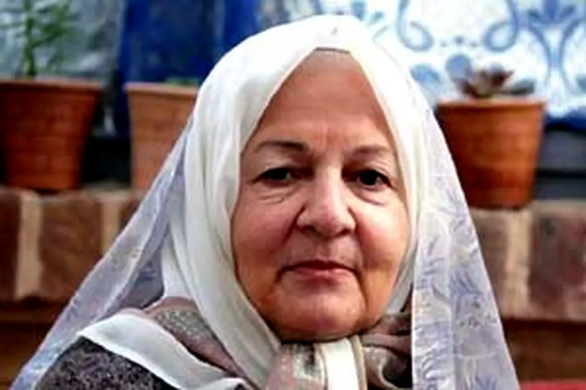 مادربزرگ سینما از خاطرات مادری و معلمی‌اش می‌گوید/ رابعه مدنی: نقاشی، بهترین هدیه دانش‌آموزانم بود