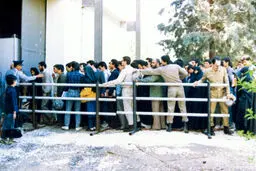 صف ورورد به اولین نمایشگاه کتاب تهران/ عکس