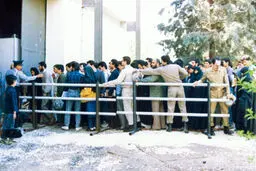 صف ورورد به اولین نمایشگاه کتاب تهران/ عکس