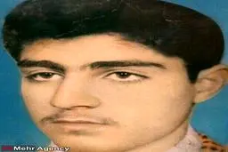 تصویری دیده نشده از سردار سلیمانی در سال 57