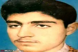 تصویری دیده نشده از سردار سلیمانی در سال 57