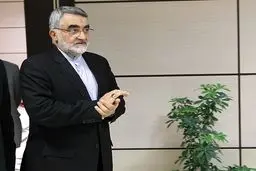 پیشنهاد علاءالدین بروجردی به روحانی؛ از ظرفیت باهنر در کابینه دوازدهم استفاده کند /کابینه را گرفتار مسائل جناحی و سیاسی نکنید