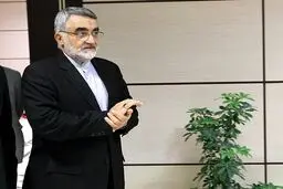 پیشنهاد علاءالدین بروجردی به روحانی؛ از ظرفیت باهنر در کابینه دوازدهم استفاده کند /کابینه را گرفتار مسائل جناحی و سیاسی نکنید