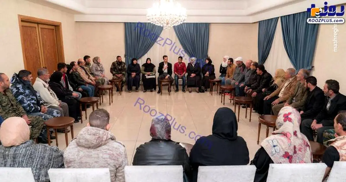 دیدار بشار اسد با خانواده ربوده شدگان توسط تروریست‌ها/عکس
