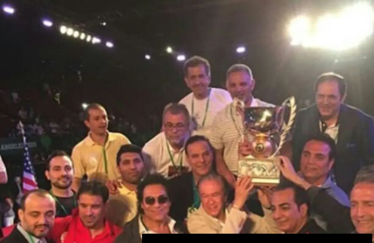 خواننده لس آنجلسی در جشن قهرمانی تیم ملی کشتی/عکس
