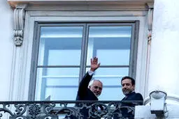 دنیای بی‌مرز،‌ از ظریف تا عراقچی