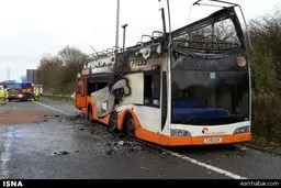 حریق اتوبوس، یک بزرگراه را بست+ عکس