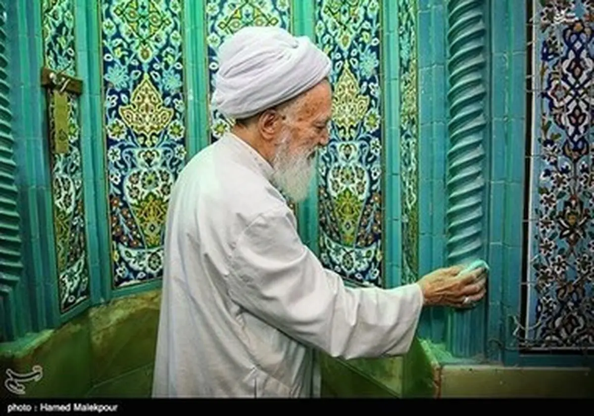 آئین غبارروبی مساجد به روایت تصویر