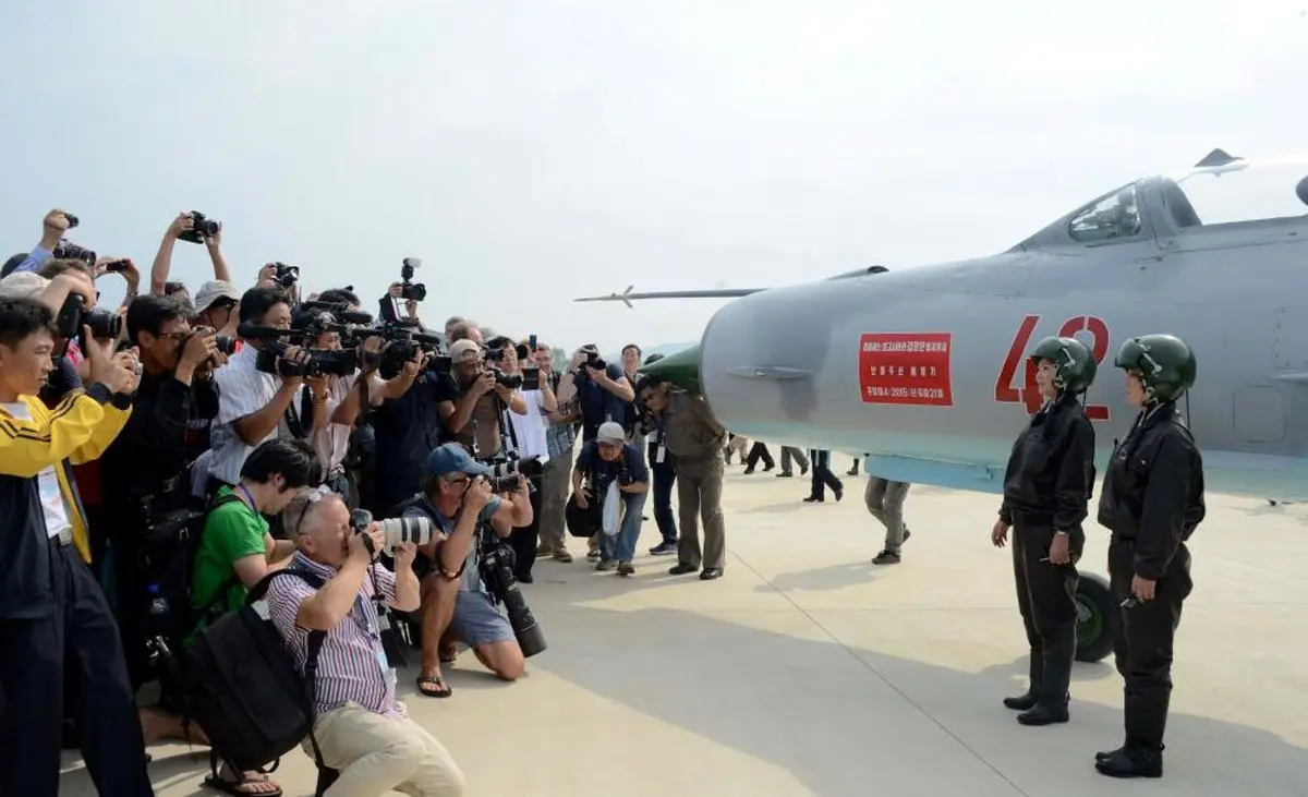 این دو خلبان زن سوژه عکاسان شدند/عکس