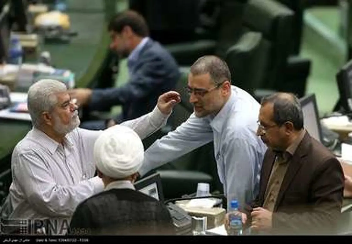 حاشیه‌های جلسه علنی مجلس شورای اسلامی/تصاویر