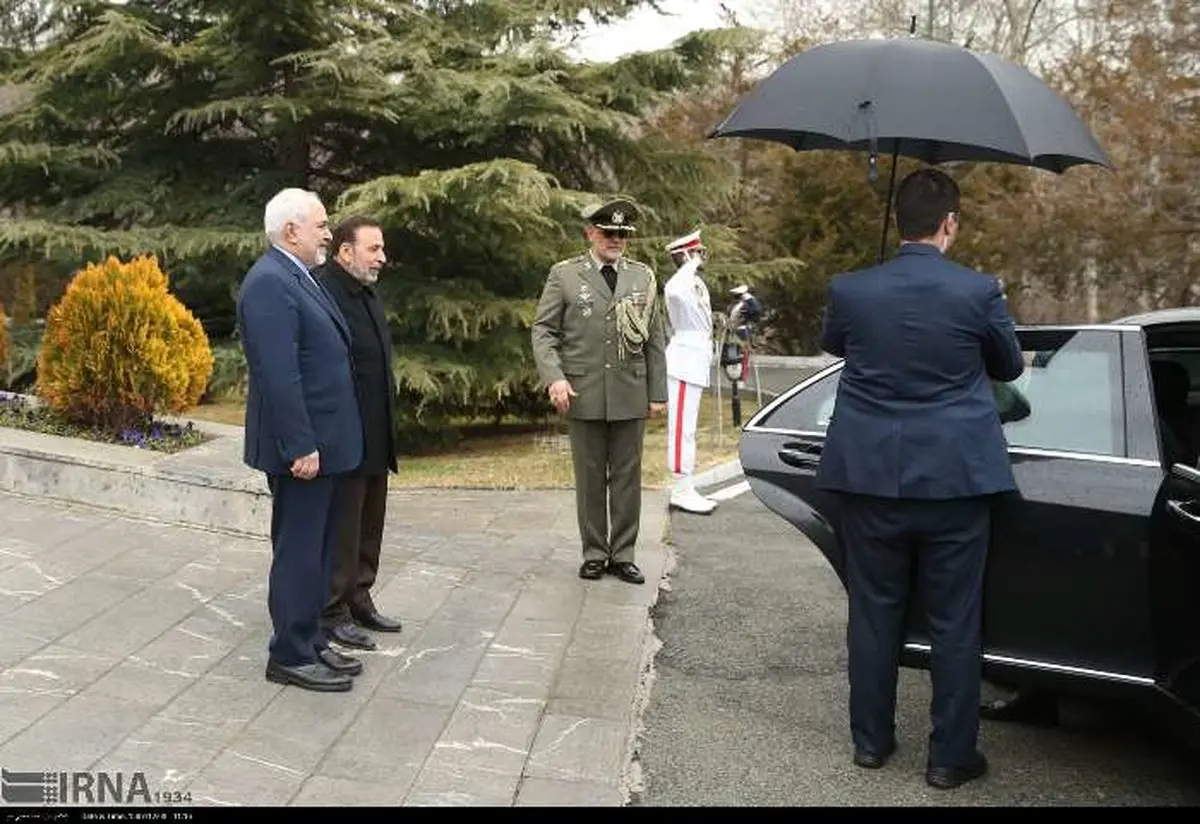 اولین حضور ظریف پس از رد استعفا/ تصاویر