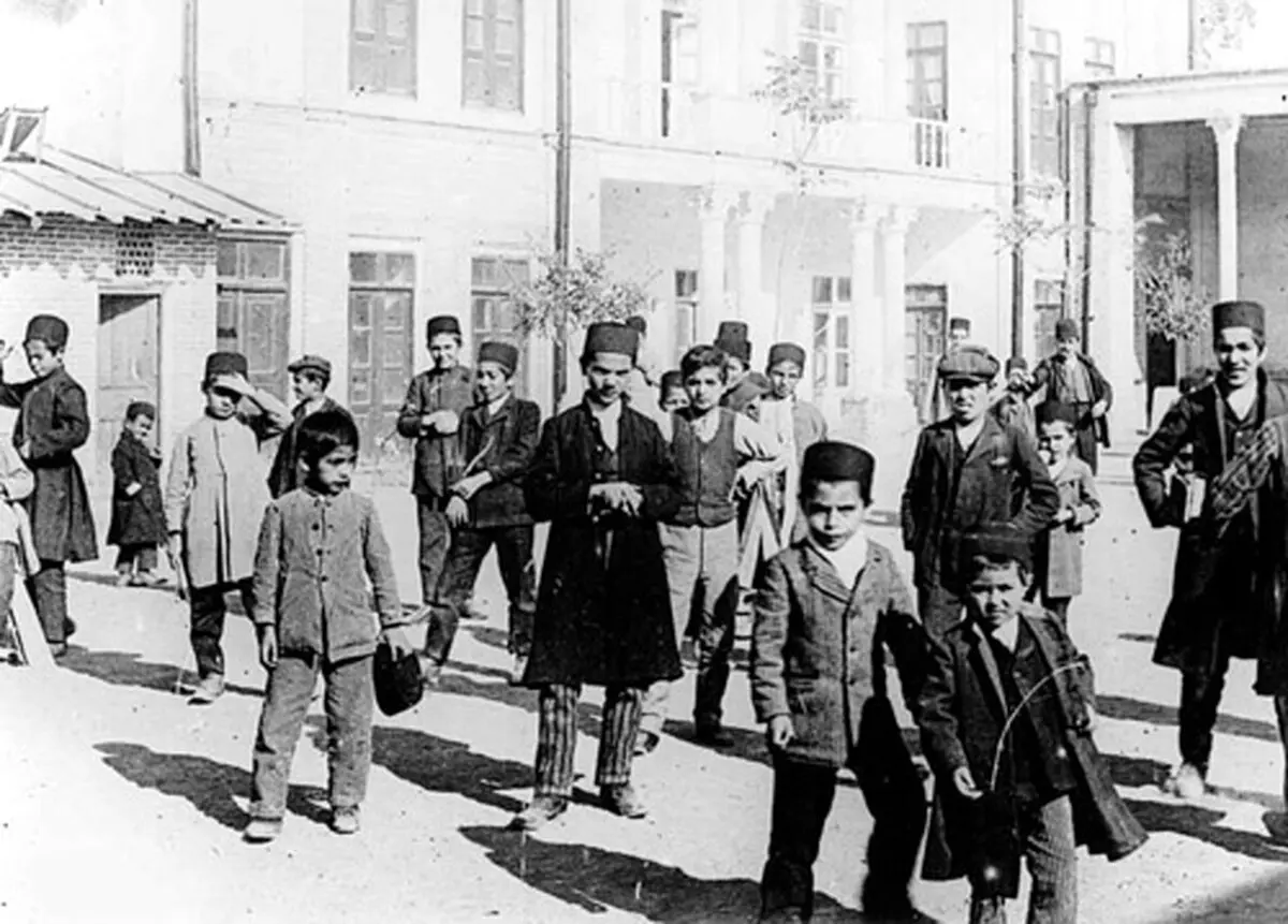 عکس/زنگ تفریح قاجاری
