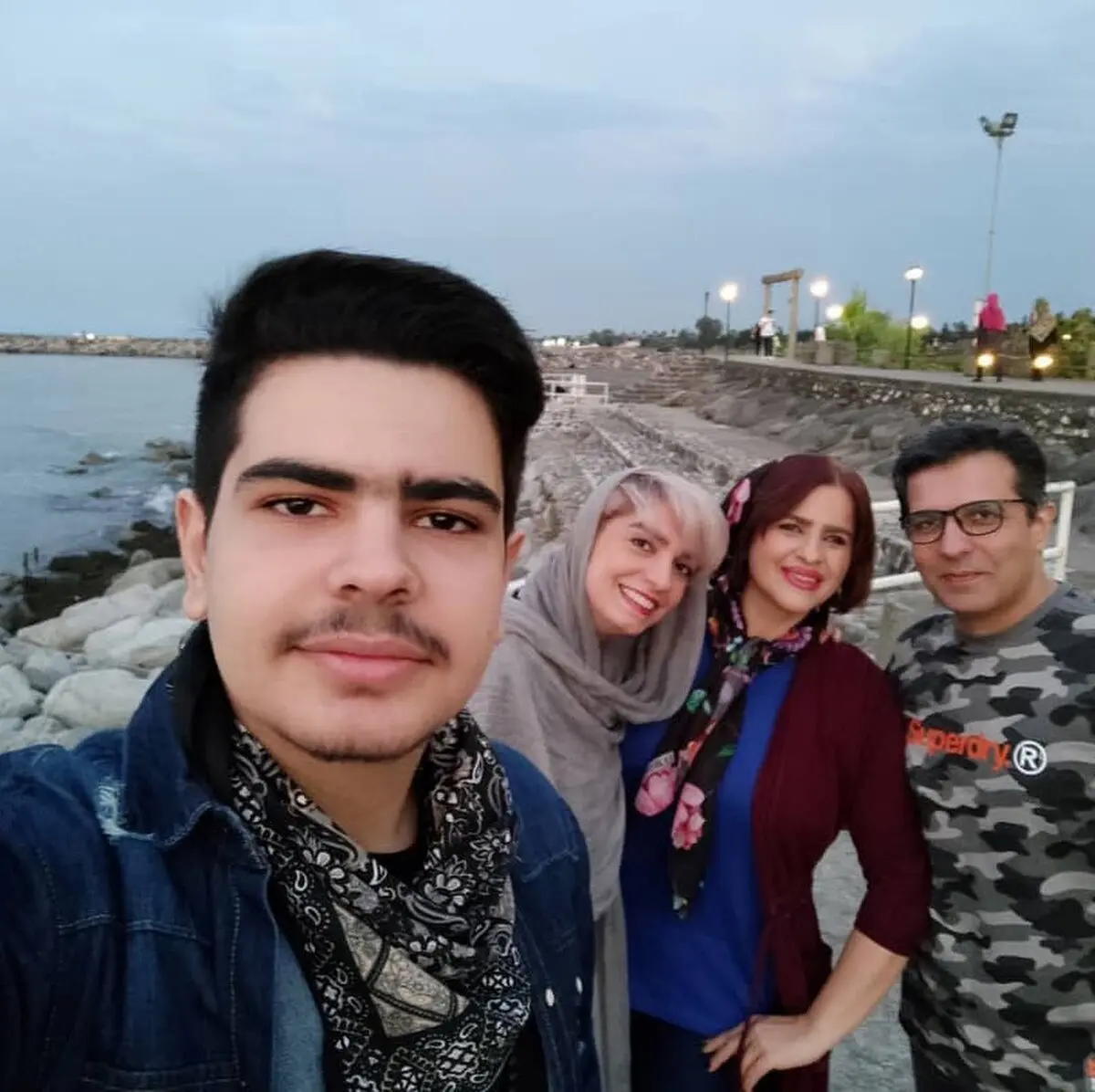عكس جديد اليكا عبدالرزاقي كنار ساحل