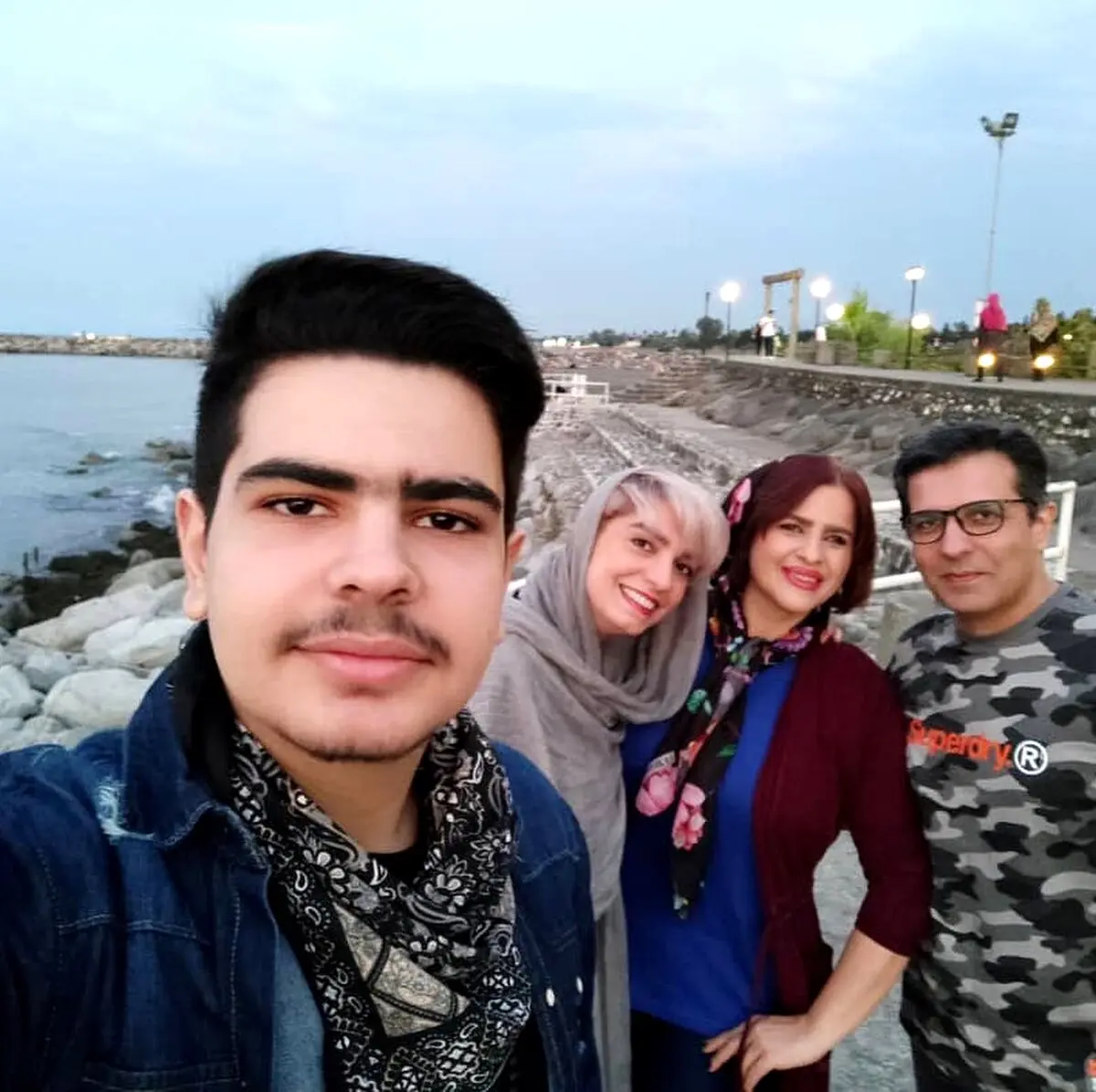 عكس جديد اليكا عبدالرزاقي كنار ساحل