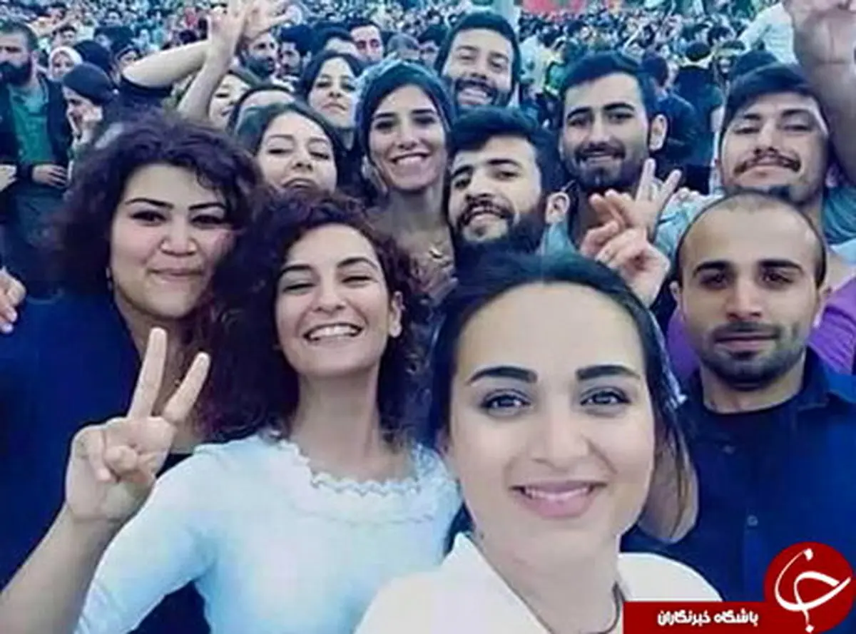 عکس/سلفی دختران و پسران، پیش از مرگ