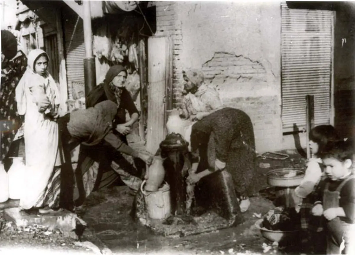 سیستم آب رسانی در تهران قدیم/عکس