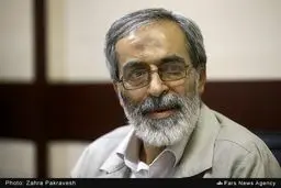 ناگفته‌هایی خواندنی از زندگی رهبر انقلاب: گزارشی که «رهبر» را ناراحت کرد/ وقتی پنیر کوپنی تمام شد/ اگر پیکان «ضدگلوله» می‌شد..